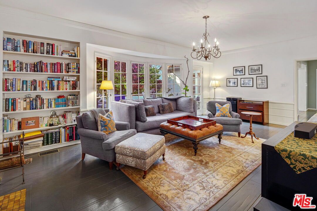 Chandelier, Interior, Living room, Wood Texture Flooring