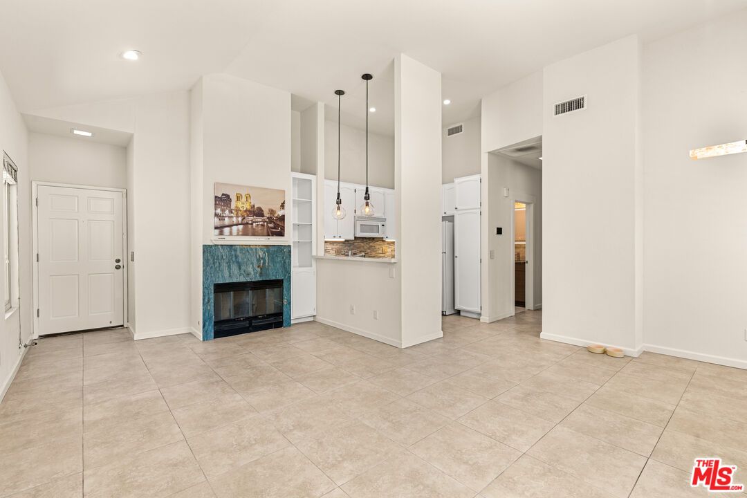 Fireplace, Interior, Pendant Lights, Recessed Lighting