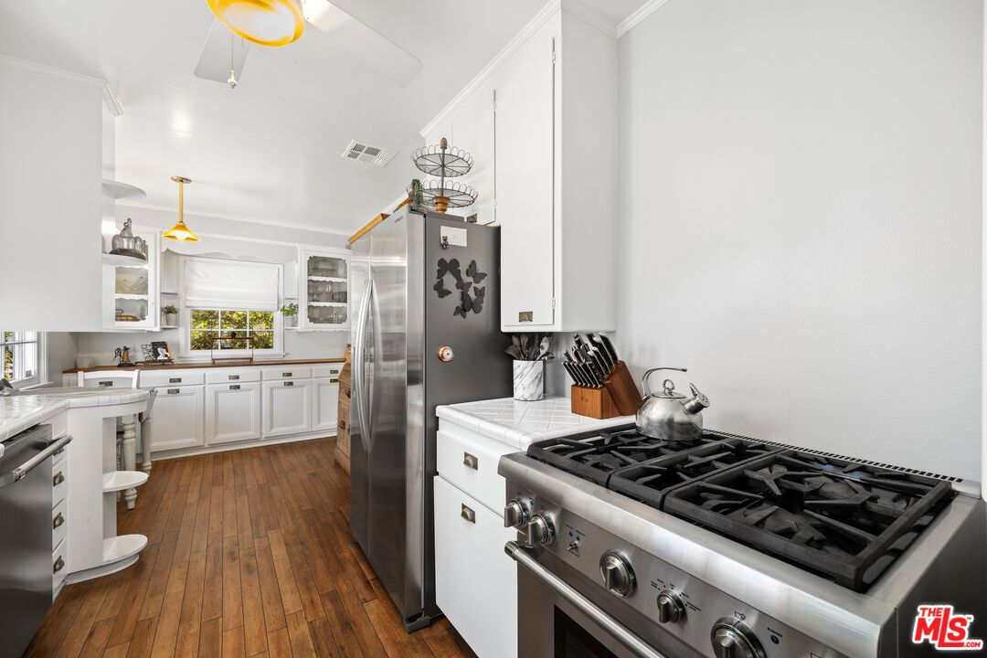 Interior, Kitchen, Pendant Lights, Stainless Steel Appliances, Wood Texture Flooring