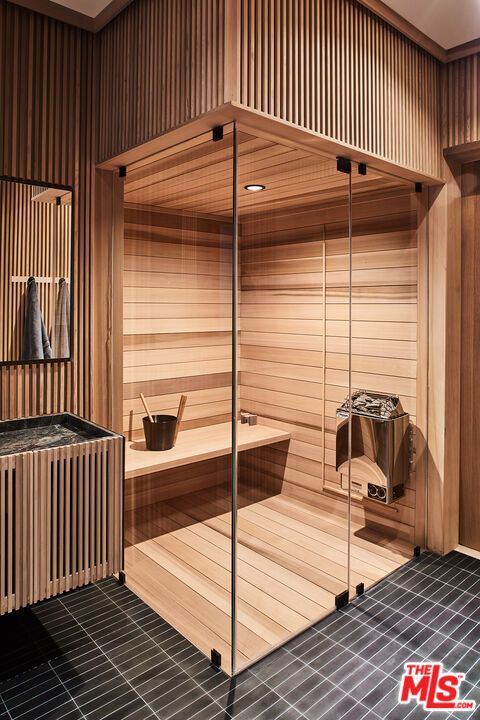 Interior, Recessed Lighting, Sauna Room