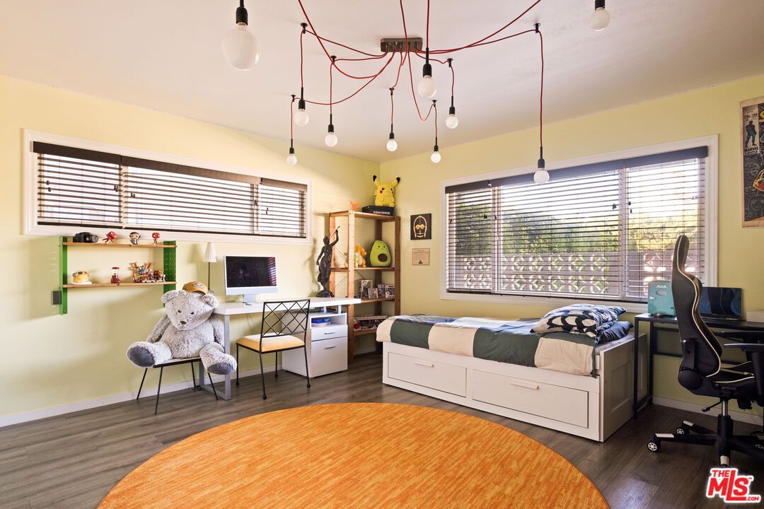 Home Office, Interior, Pendant Lights, Wood Texture Flooring