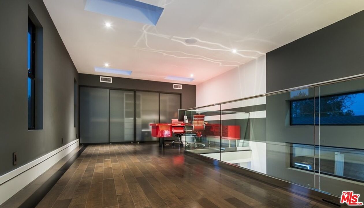 Elevator, Interior, Recessed Lighting, Wood Texture Flooring