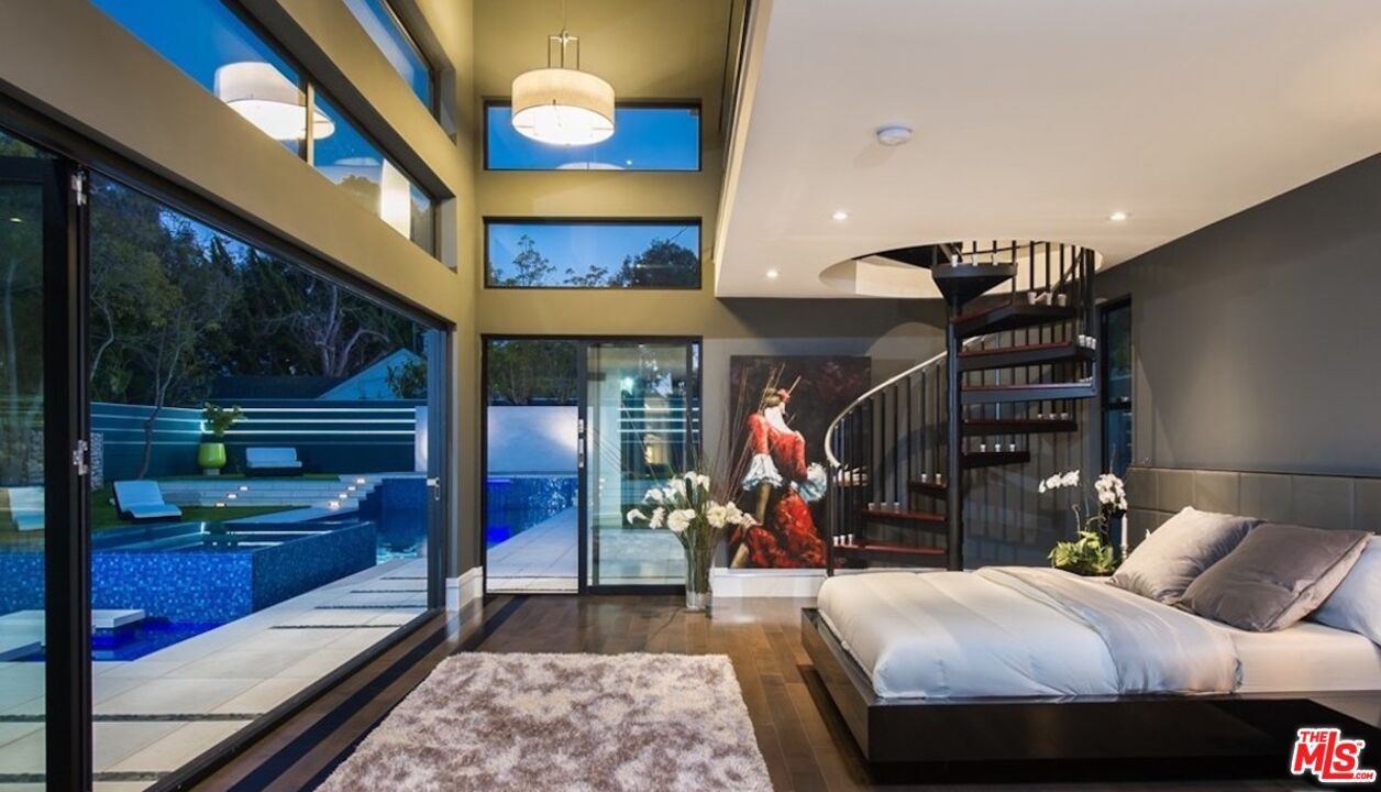 Bedroom, Interior, Pendant Lights, Recessed Lighting, Wood Texture Flooring