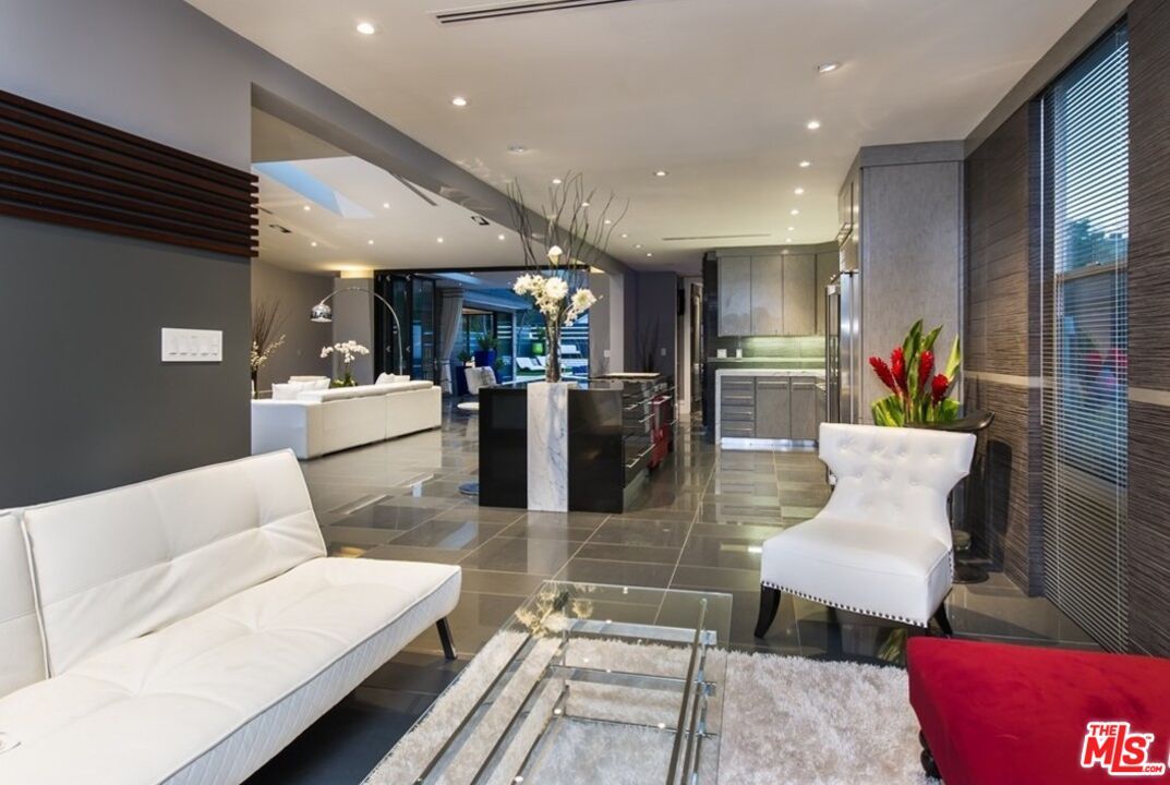 Interior, Kitchen, Living room, Recessed Lighting, Stainless Steel Appliances