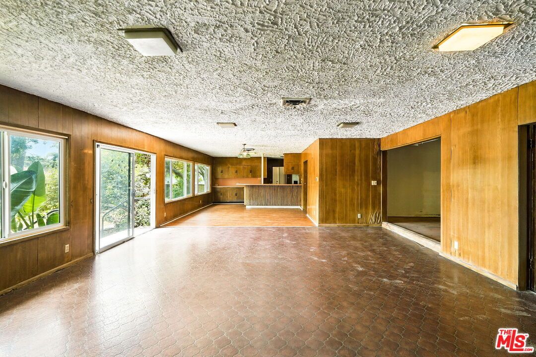 Empty room, Interior, Kitchen, Recessed Lighting, Wooden Walls