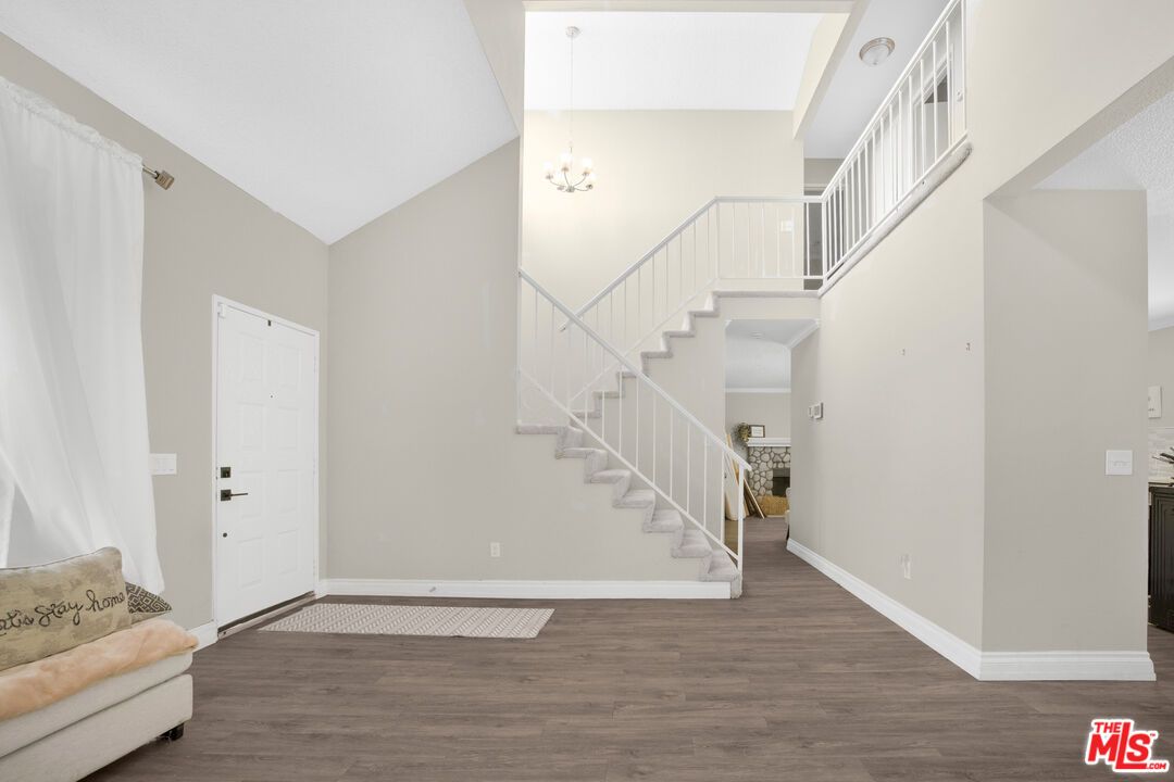 Chandelier, Interior, Wood Texture Flooring