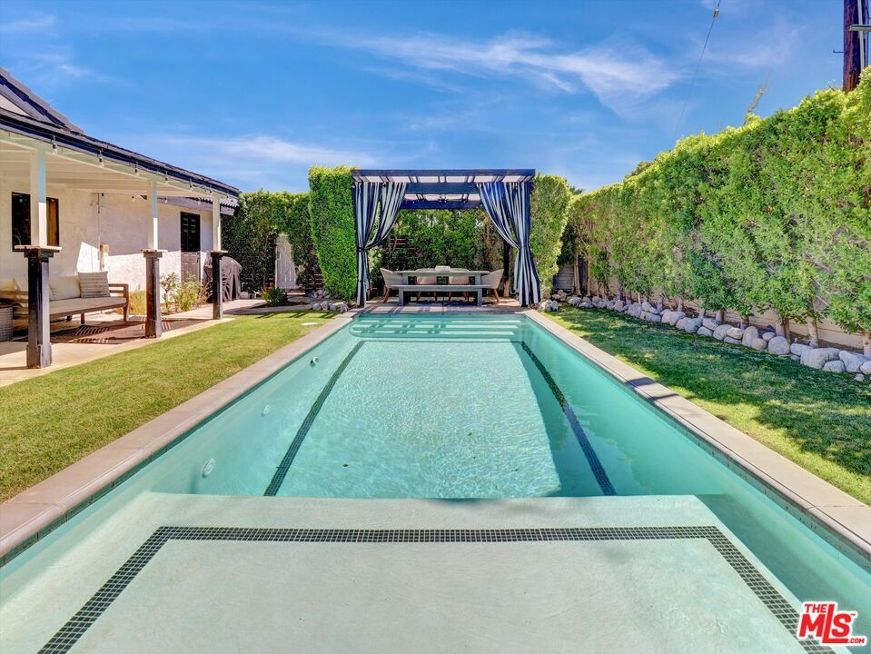 Backyard, Exterior, Pool