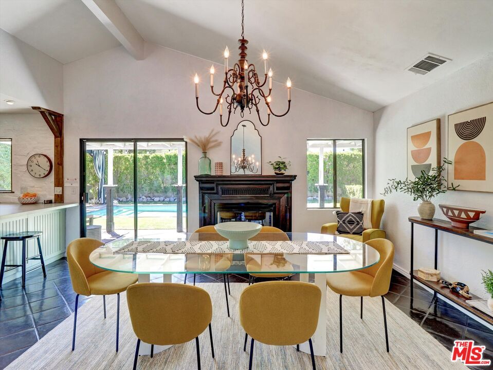 Chandelier, Dining room, Fireplace, Interior, Piano