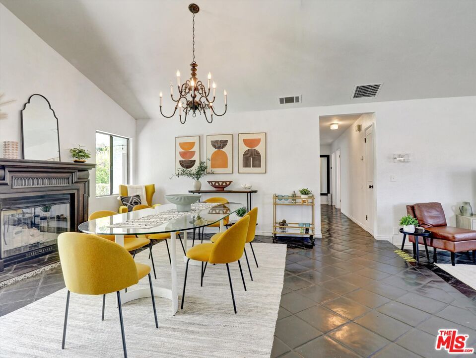 Chandelier, Dining room, Fireplace, Interior