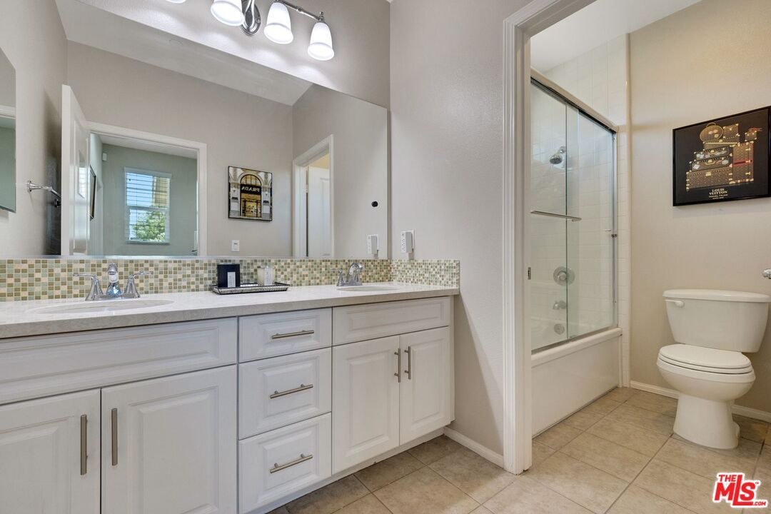 Bathroom, Dual Sink Vanities, Glass Shower, Interior