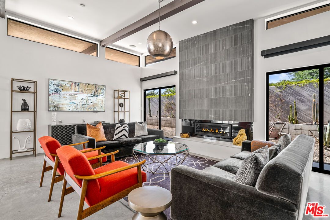 Fireplace, Interior, Living room, Pendant Lights, Recessed Lighting