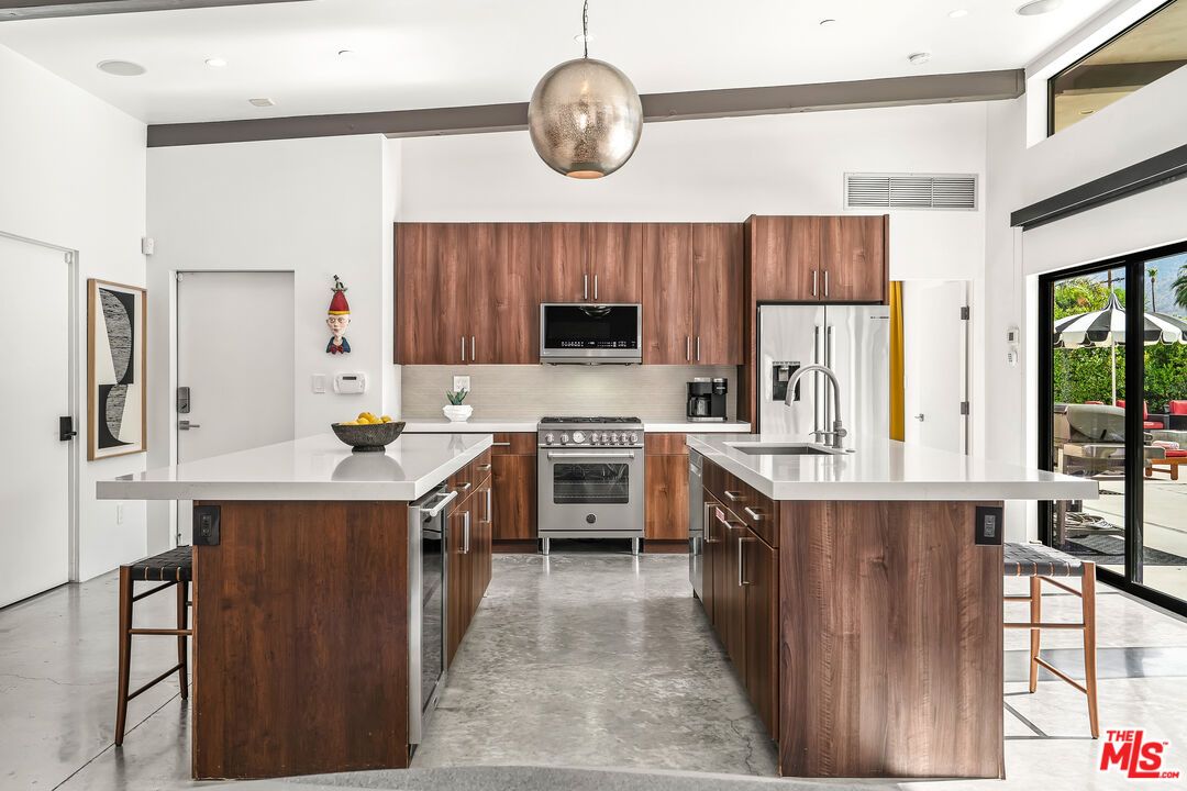 Interior, Kitchen, Pendant Lights, Recessed Lighting, Stainless Steel Appliances