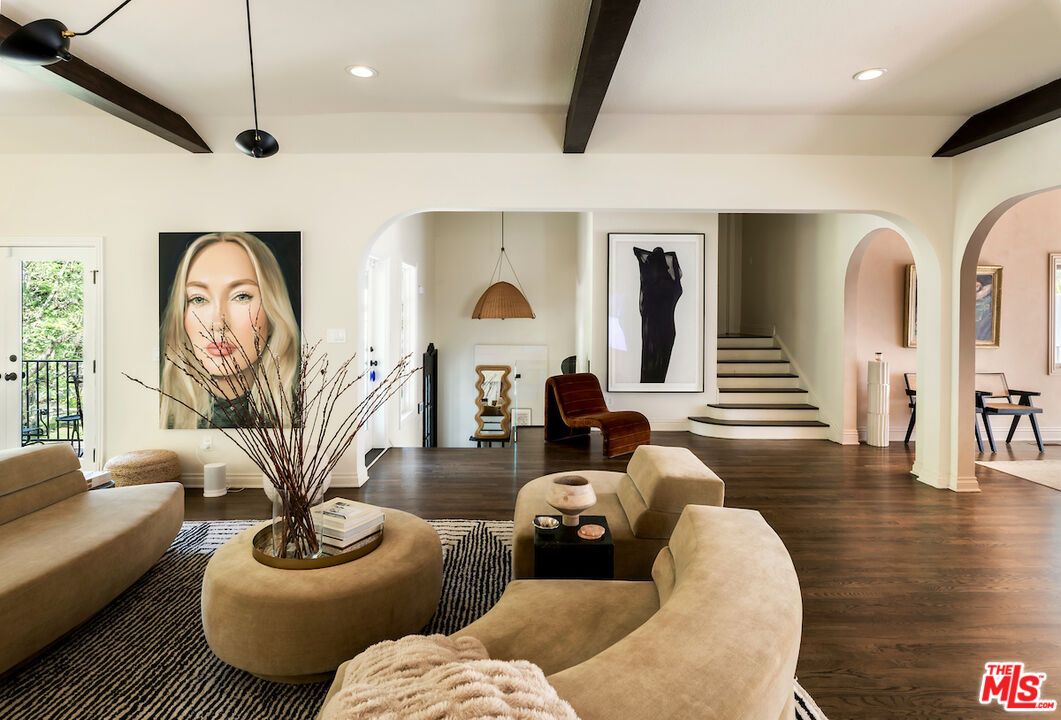 Interior, Living room, Pendant Lights, Recessed Lighting, Wooden Beams, Wood Texture Flooring
