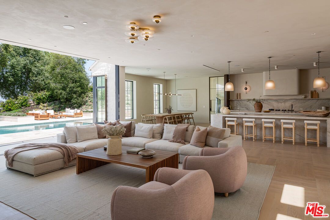 Dining room, Interior, Kitchen, Living room, Pendant Lights, Recessed Lighting, Wood Texture Flooring