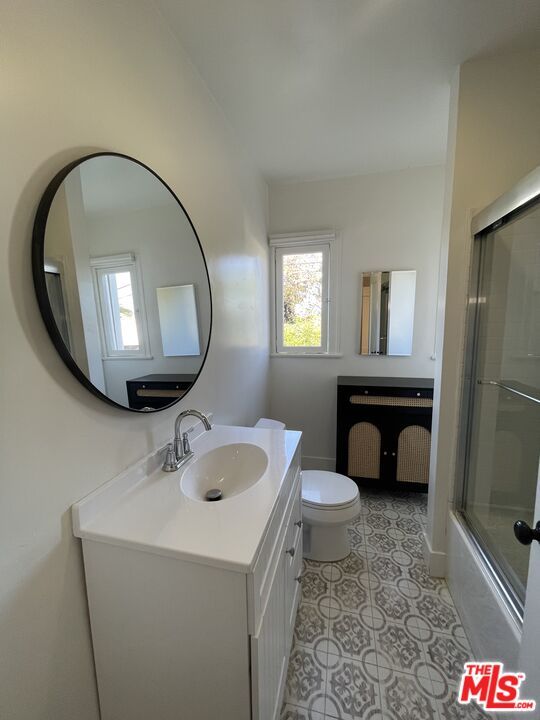 Bathroom, Dual Sink Vanities, Glass Shower, Interior