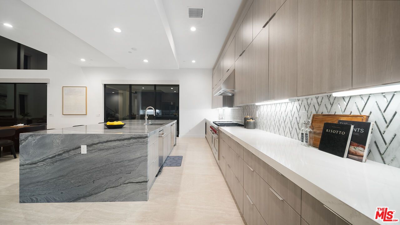 Interior, Kitchen, Recessed Lighting