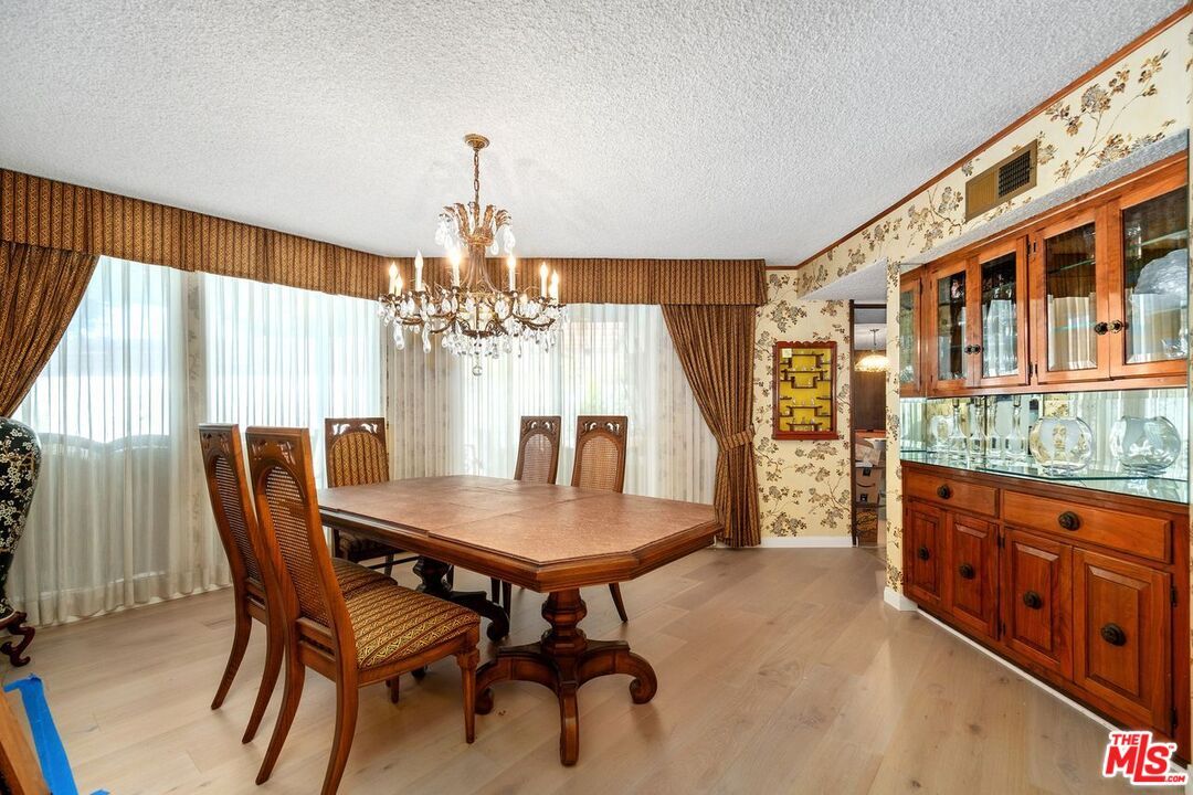 Chandelier, Dining room, Interior, Wood Texture Flooring
