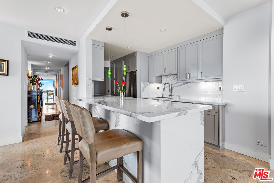 Interior, Kitchen, Pendant Lights, Recessed Lighting