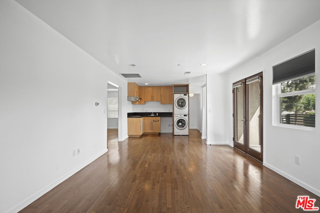 Empty room, Interior, Kitchen, Recessed Lighting, Wood Texture Flooring