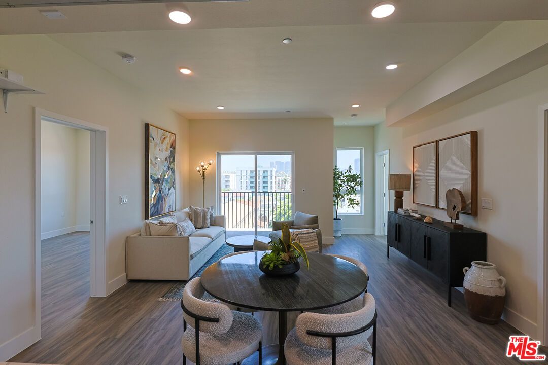 Dining room, Interior, Living room, Recessed Lighting, Wood Texture Flooring