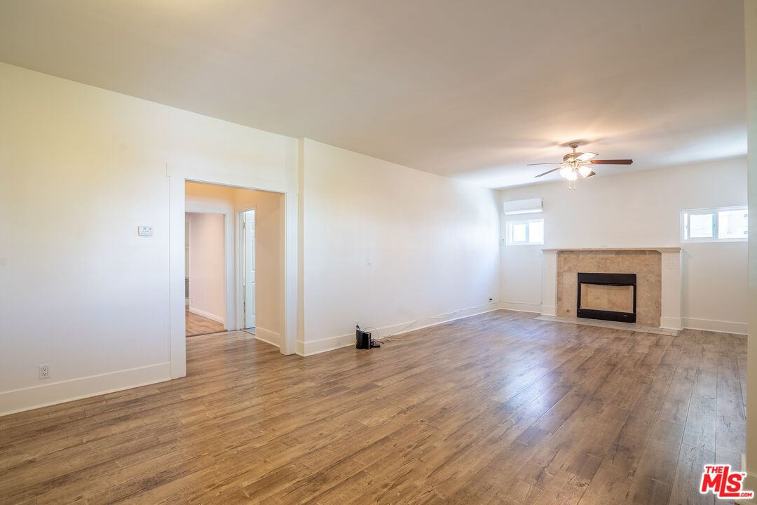 Empty room, Fireplace, Interior, Wood Texture Flooring