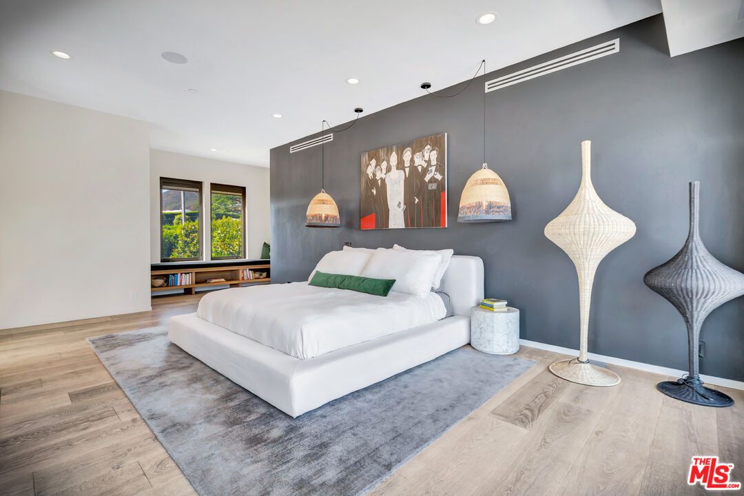 Bedroom, Interior, Pendant Lights, Recessed Lighting, Wood Texture Flooring