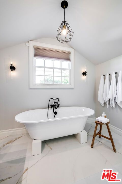 Bathroom, Free Standing Baths, Interior, Marble, Pendant Lights