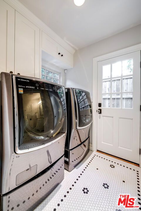 Interior, Recessed Lighting, Washer