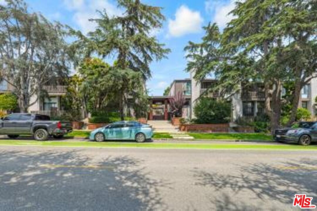 DE Listing image placeholder