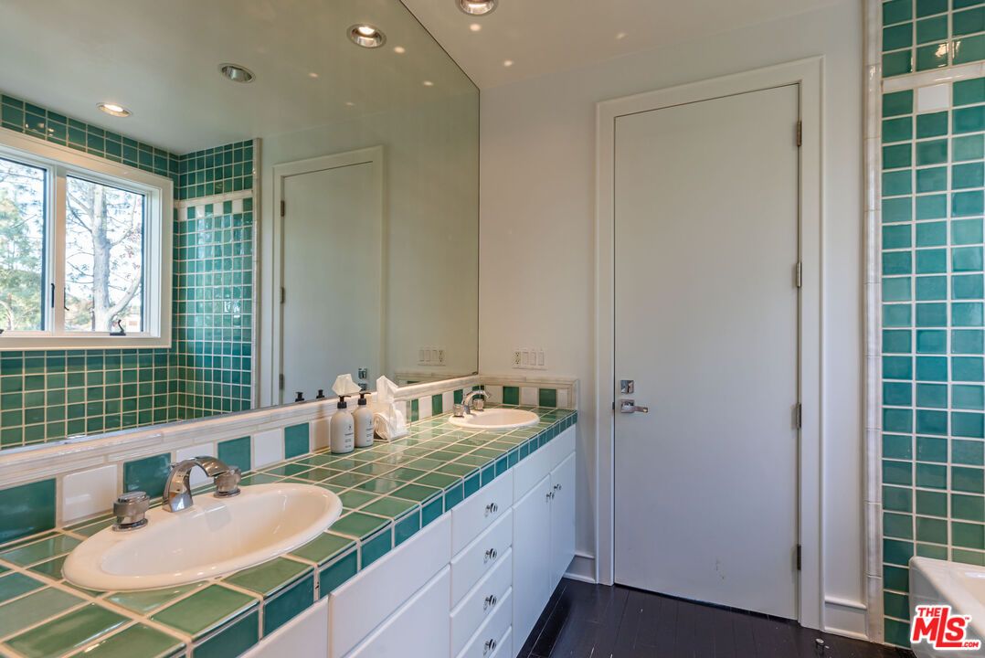 Bathroom, Interior, Recessed Lighting, Tile Countertops, Wood Texture Flooring