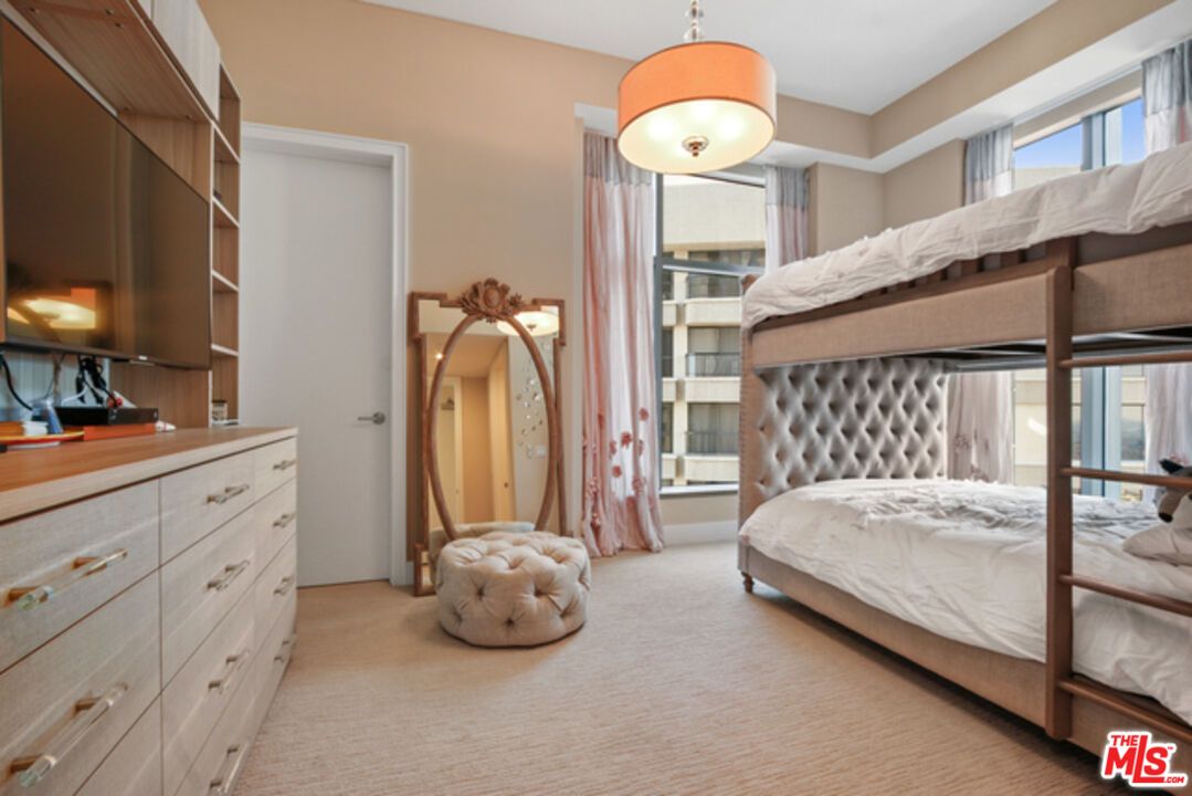 Bedroom, Interior, Pendant Lights