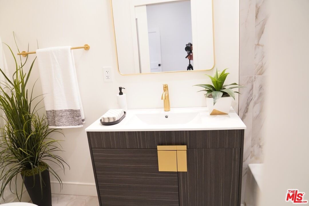 Bathroom, Interior, Marble