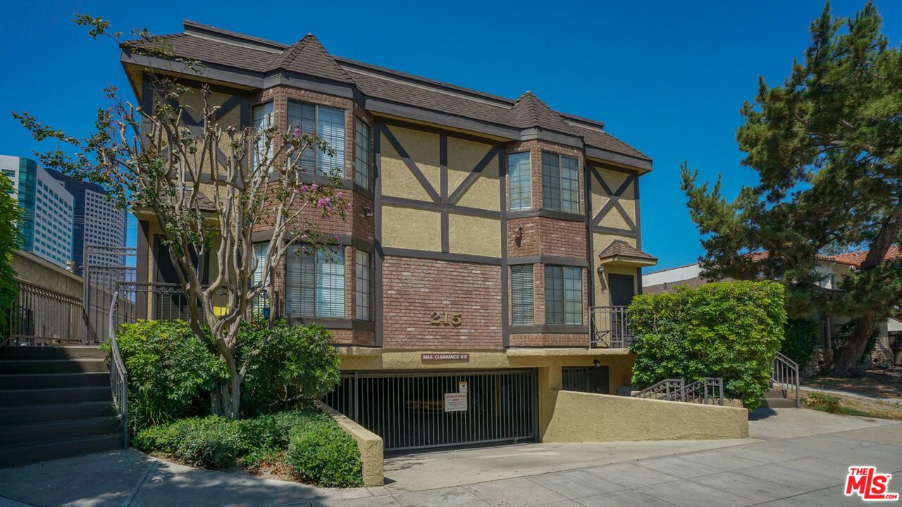 Exterior, Facade, Brick Facade, Tudor Revival