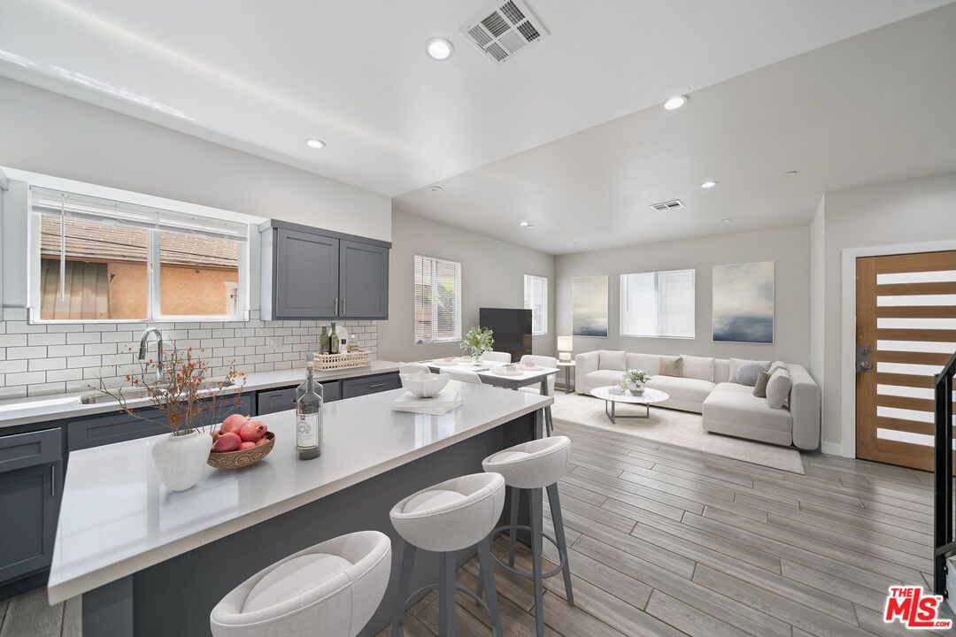 Interior, Kitchen, Living room, Recessed Lighting, Wood Texture Flooring