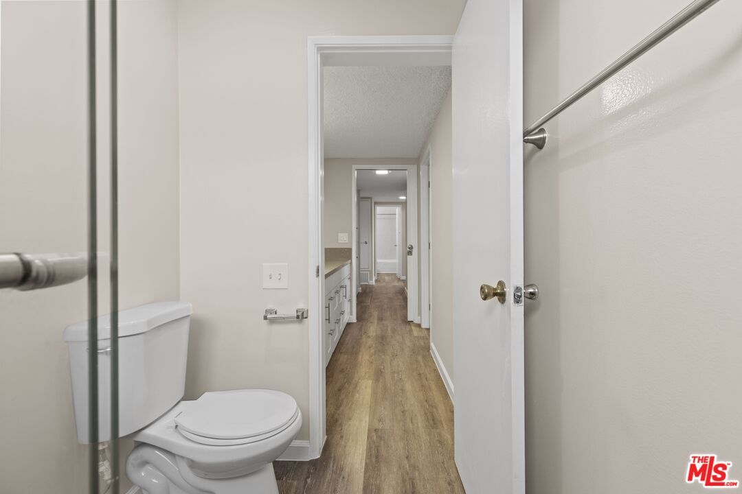 Bathroom, Interior, Recessed Lighting, Wood Texture Flooring