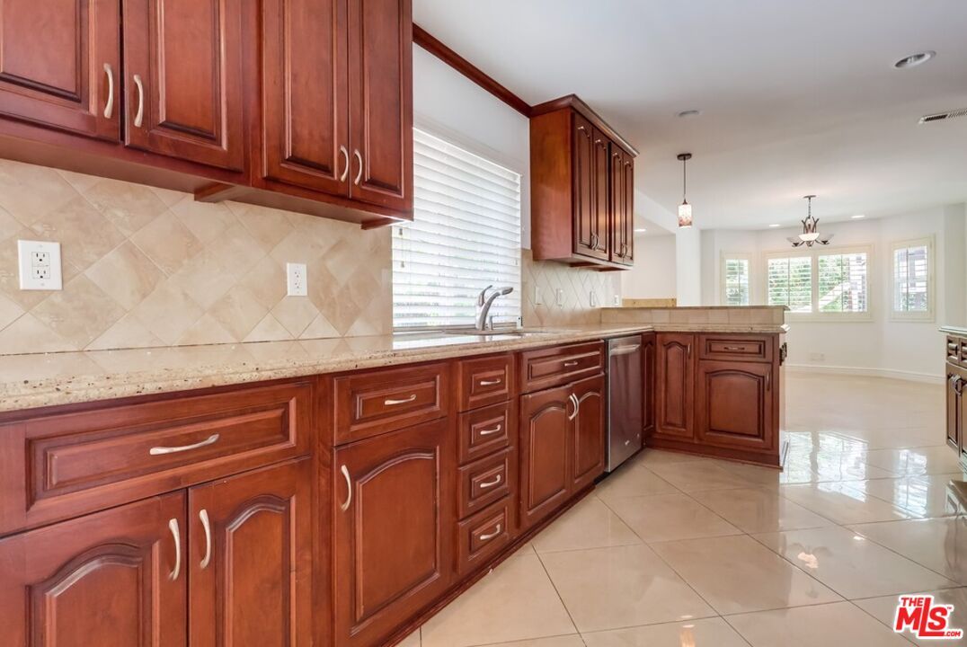 Interior, Kitchen, Pendant Lights