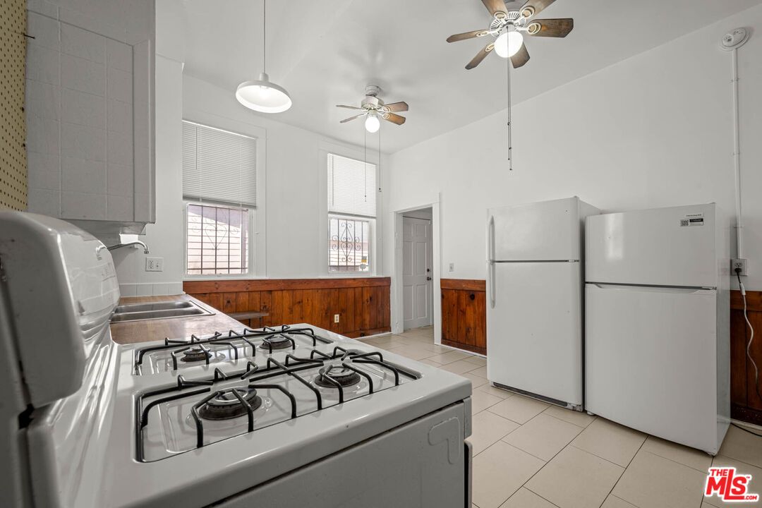 Interior, Kitchen, Pendant Lights