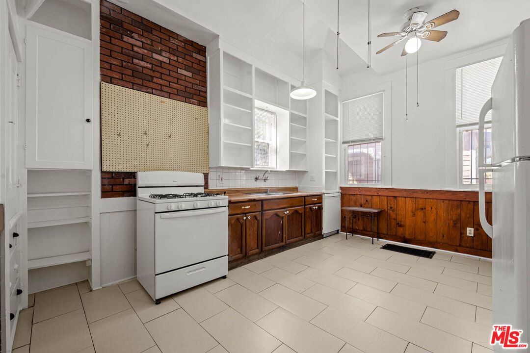 Interior, Kitchen, Pendant Lights
