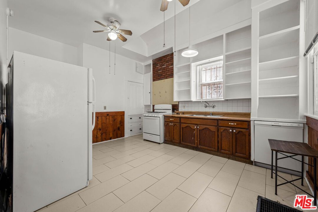 Interior, Kitchen, Pendant Lights