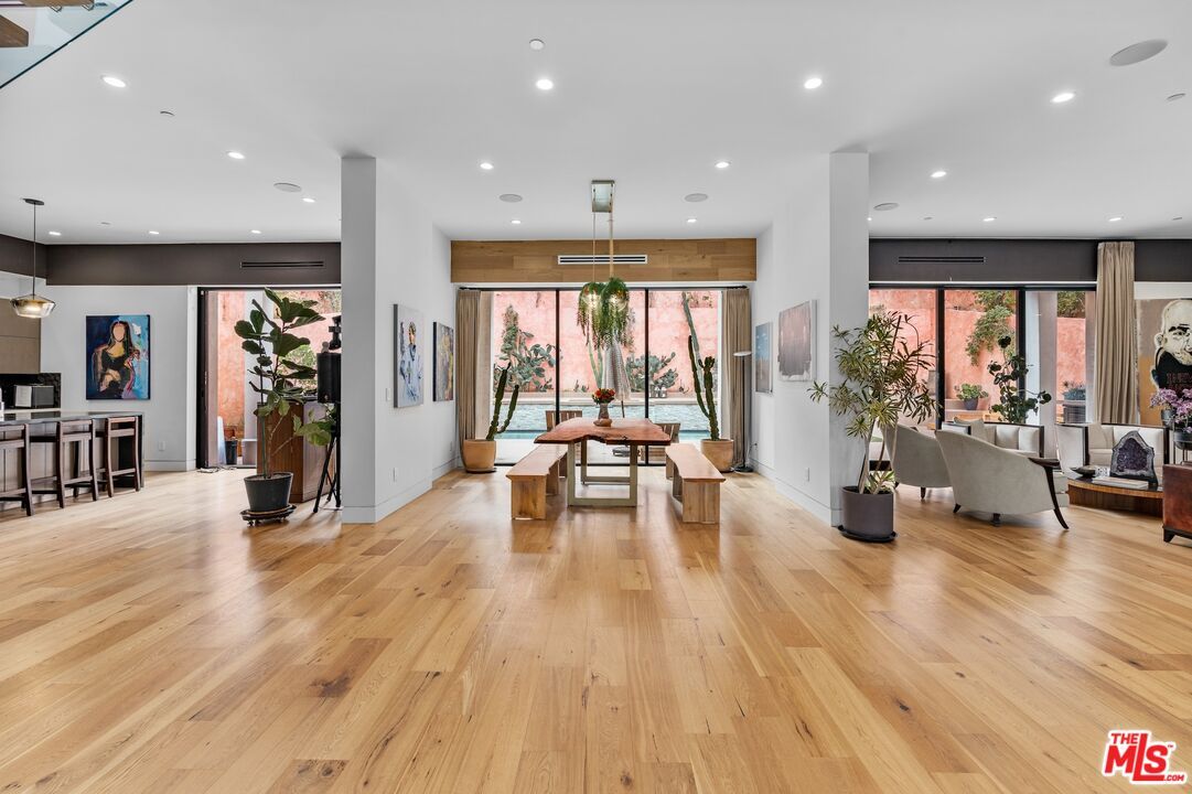 Interior, Pendant Lights, Recessed Lighting, Wood Texture Flooring