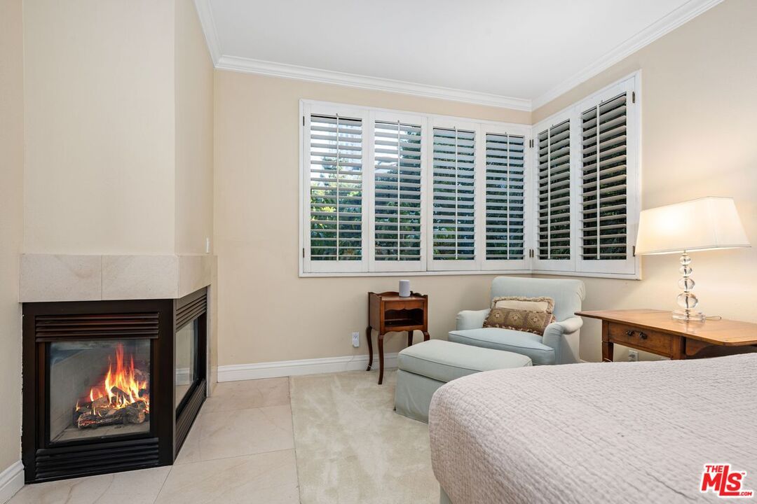 Fireplace, Interior
