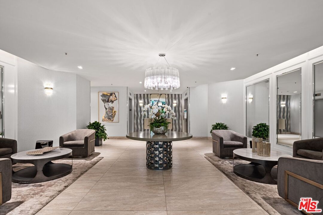Chandelier, Interior, Living room, Recessed Lighting