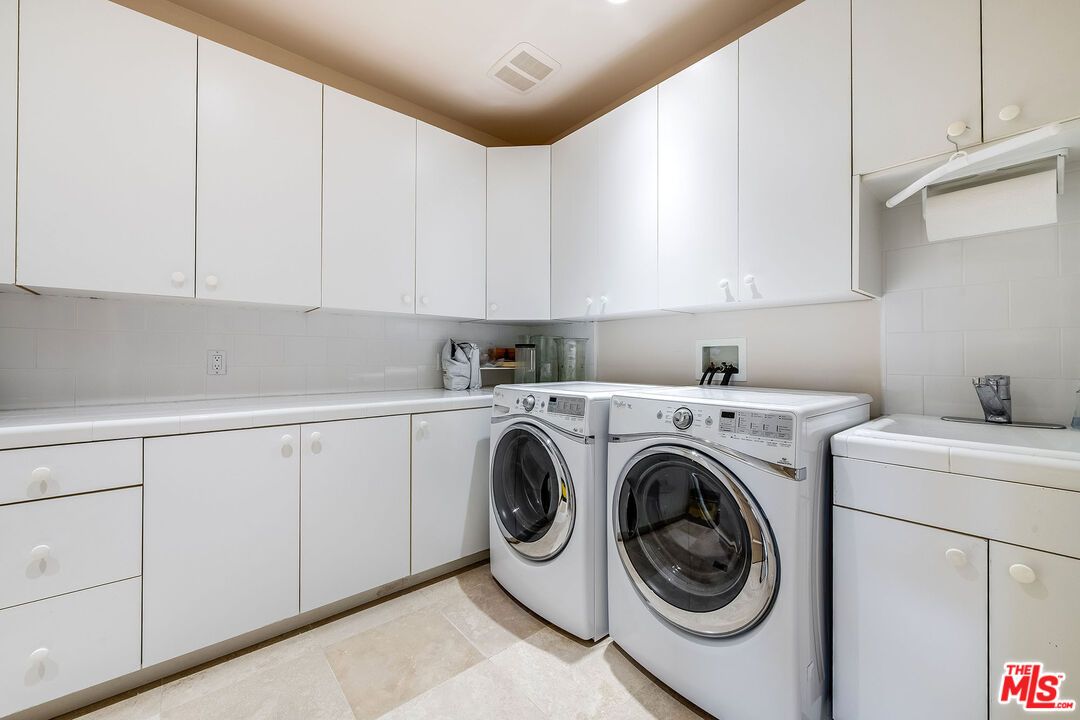 Interior, Recessed Lighting, Washer