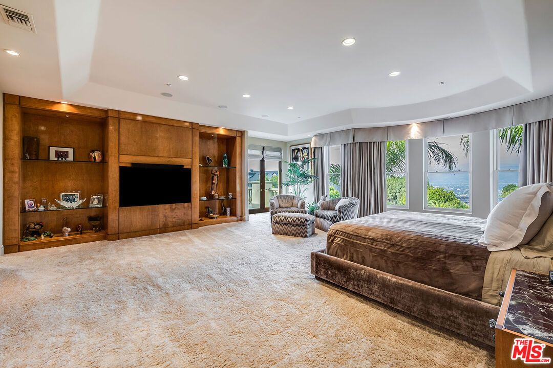 Bedroom, Interior, Recessed Lighting, Water