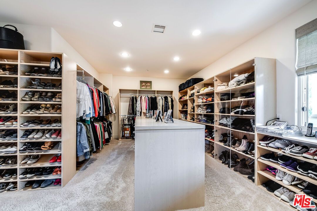 Interior, Recessed Lighting, Walk-in Closets