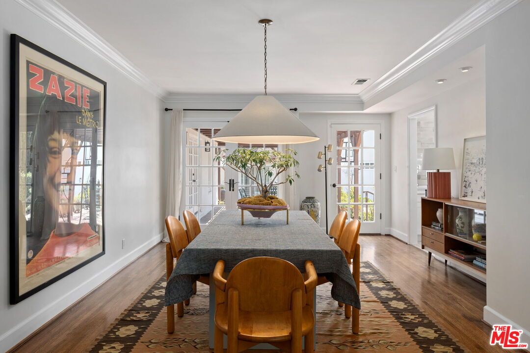 Dining room, Interior, Pendant Lights, Recessed Lighting, Wood Texture Flooring
