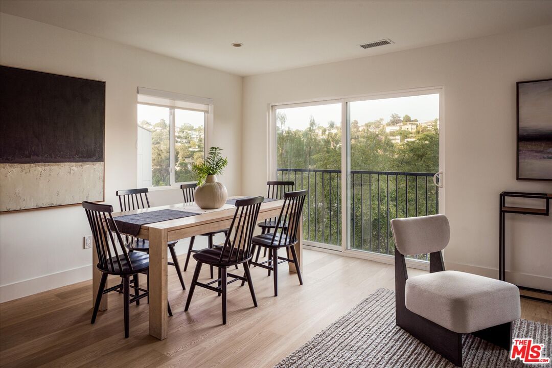 Dining room, Interior, Recessed Lighting, Wood Texture Flooring