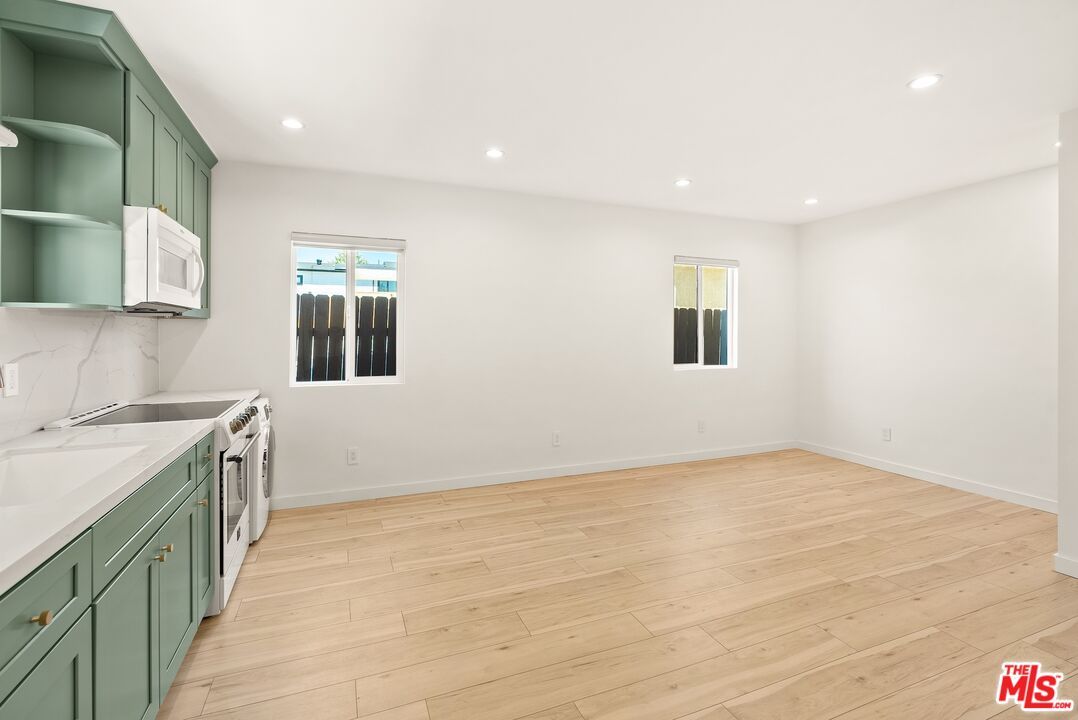 Empty room, Interior, Kitchen, Recessed Lighting, Wood Texture Flooring