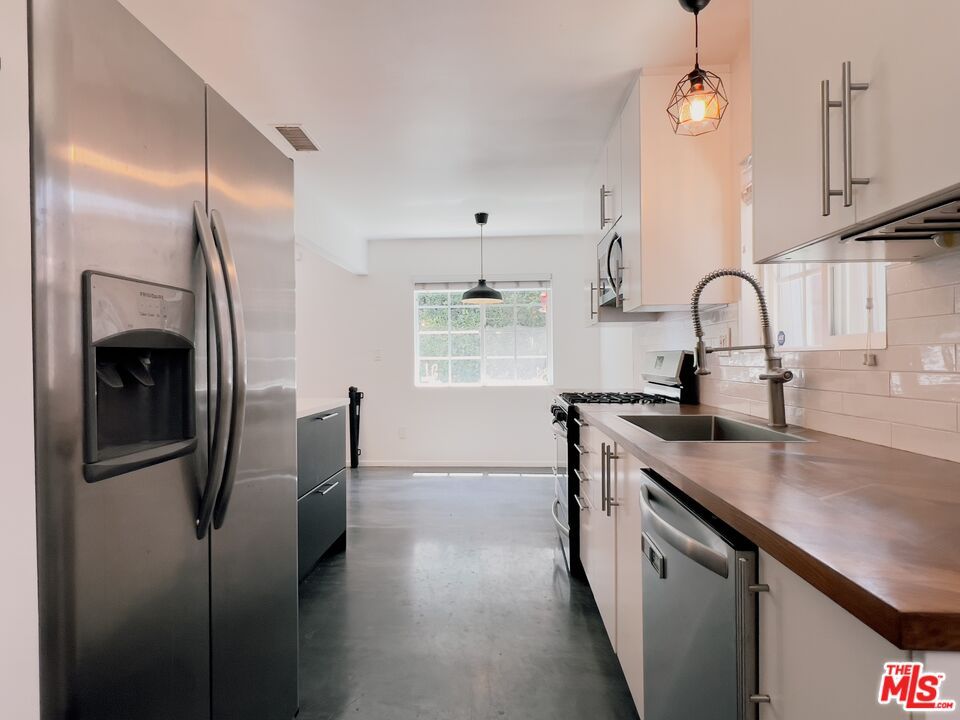 Interior, Kitchen, Pendant Lights