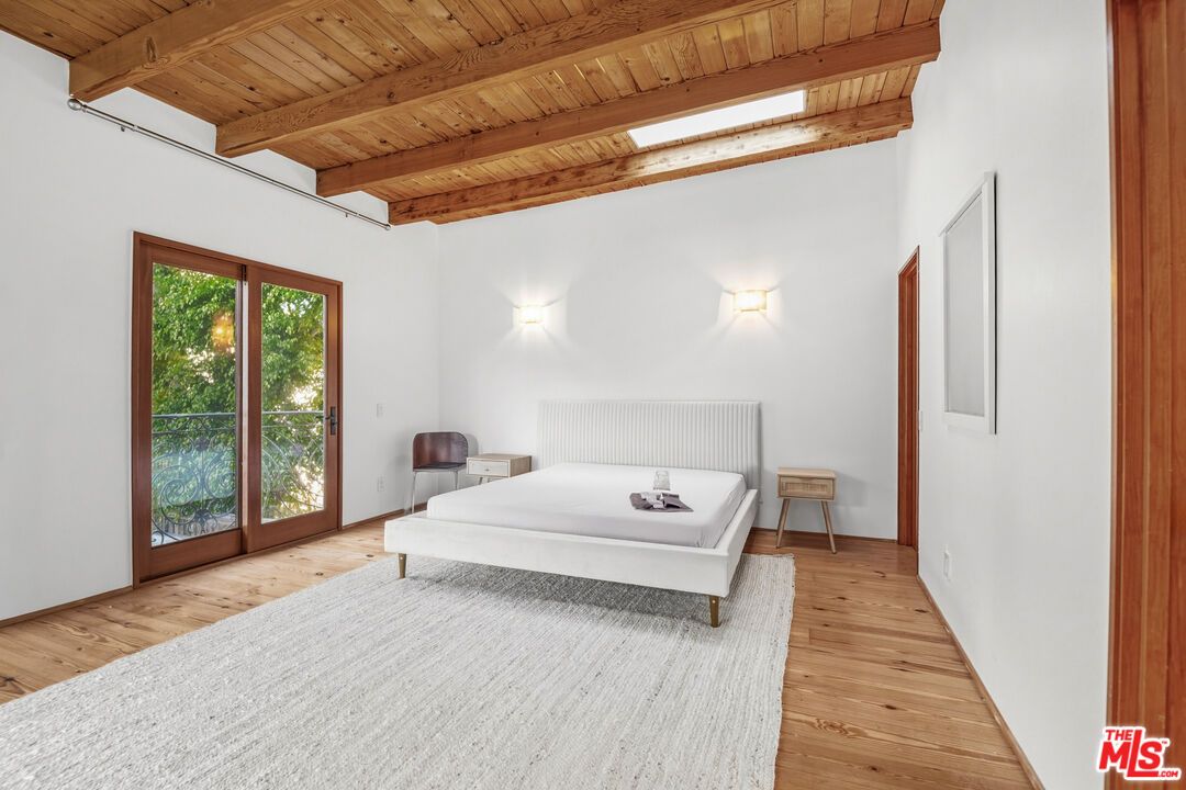 Bedroom, Interior, Wooden Beams, Wooden Ceilings, Wood Texture Flooring